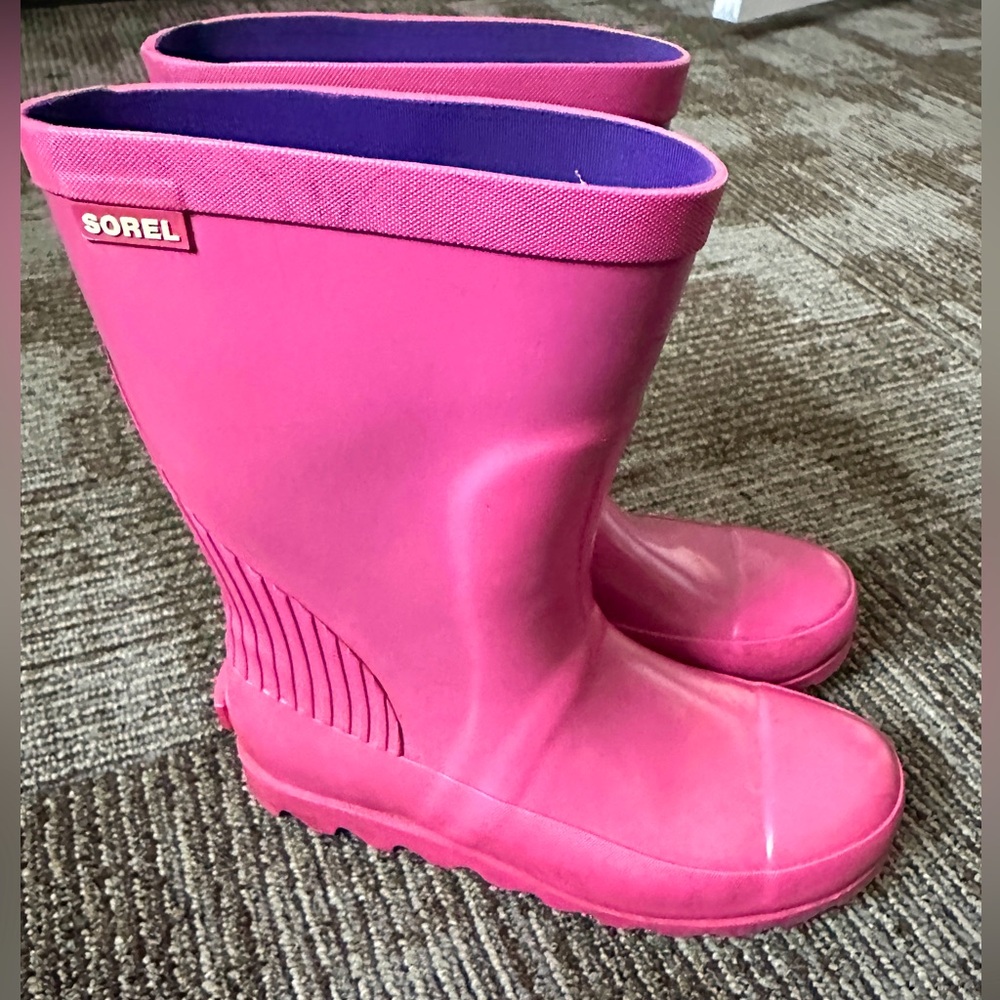 Sorel Joan Short Waterproof Rain Rubber Boots Youth size 3